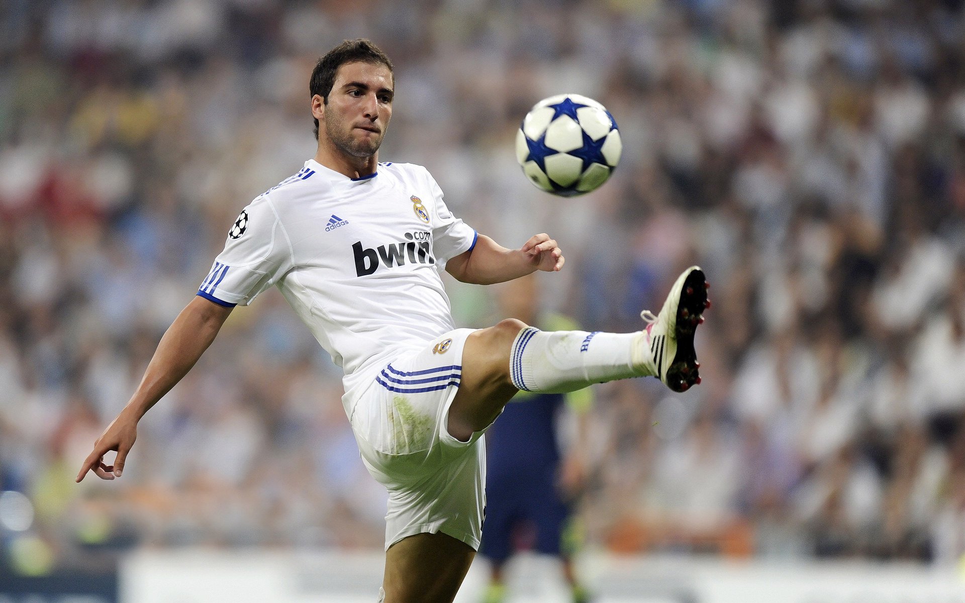 扎卡的进球帮助桑德兰从埃弗顿身上拿到一分，重返前四，扎卡是谁