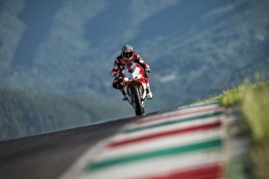 开云全站-王者荣耀高光瞬间操作演示，王者高光时刻怎么打开