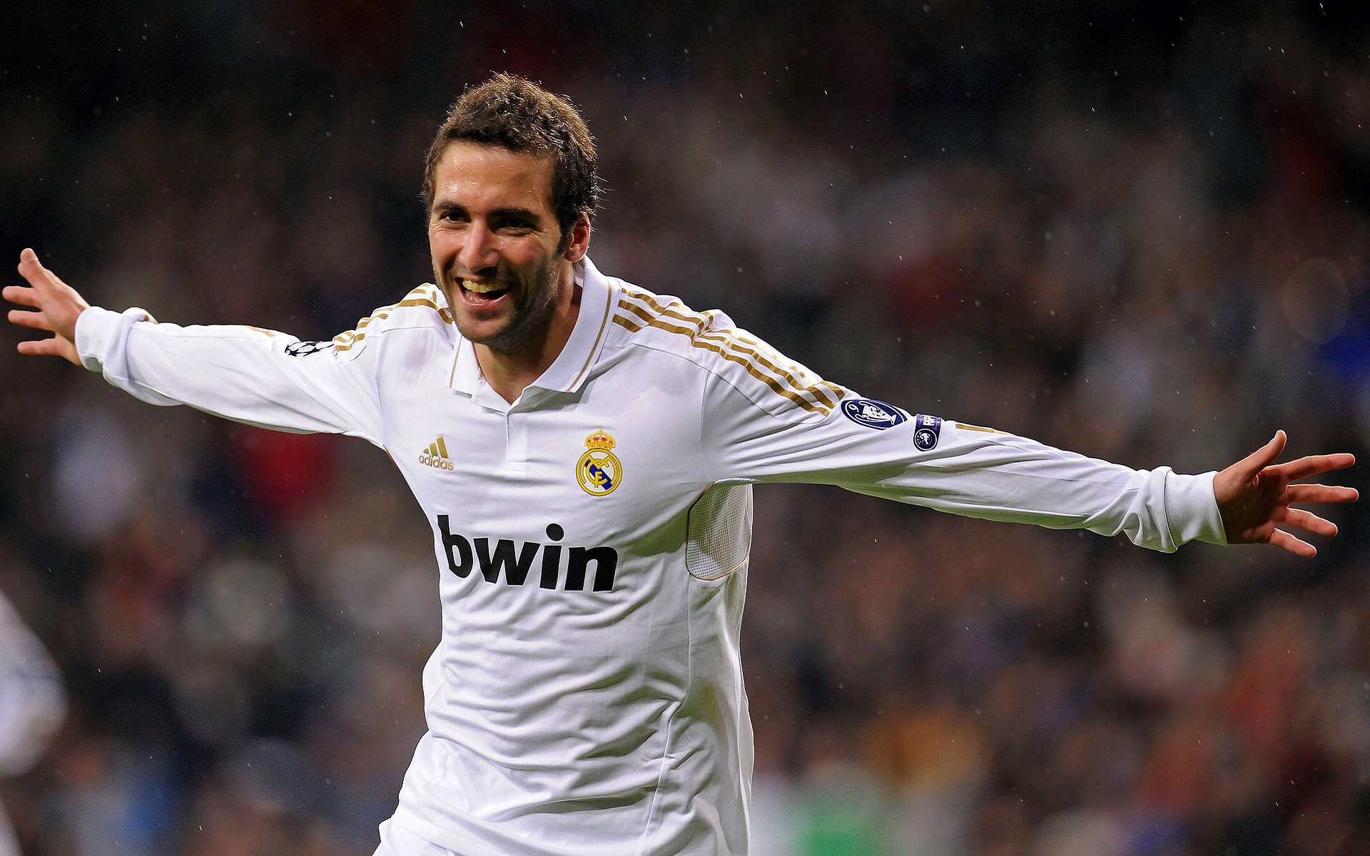 沙尔克04逆转对手,重燃保级希望,沙尔克04贴吧